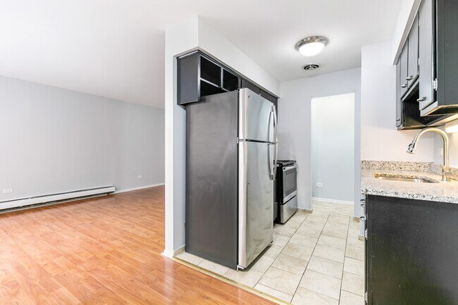 Foto del edificio - 6021 N Winthrop Ave