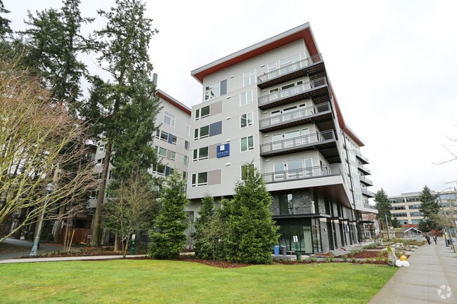 Building Photo - The Heron Flats & Lofts