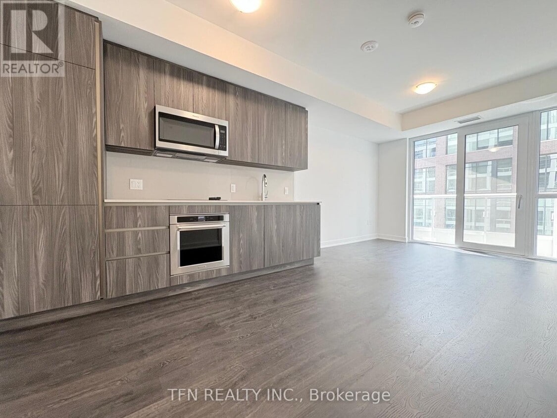 Photo principale - 15-815 Richardson St
