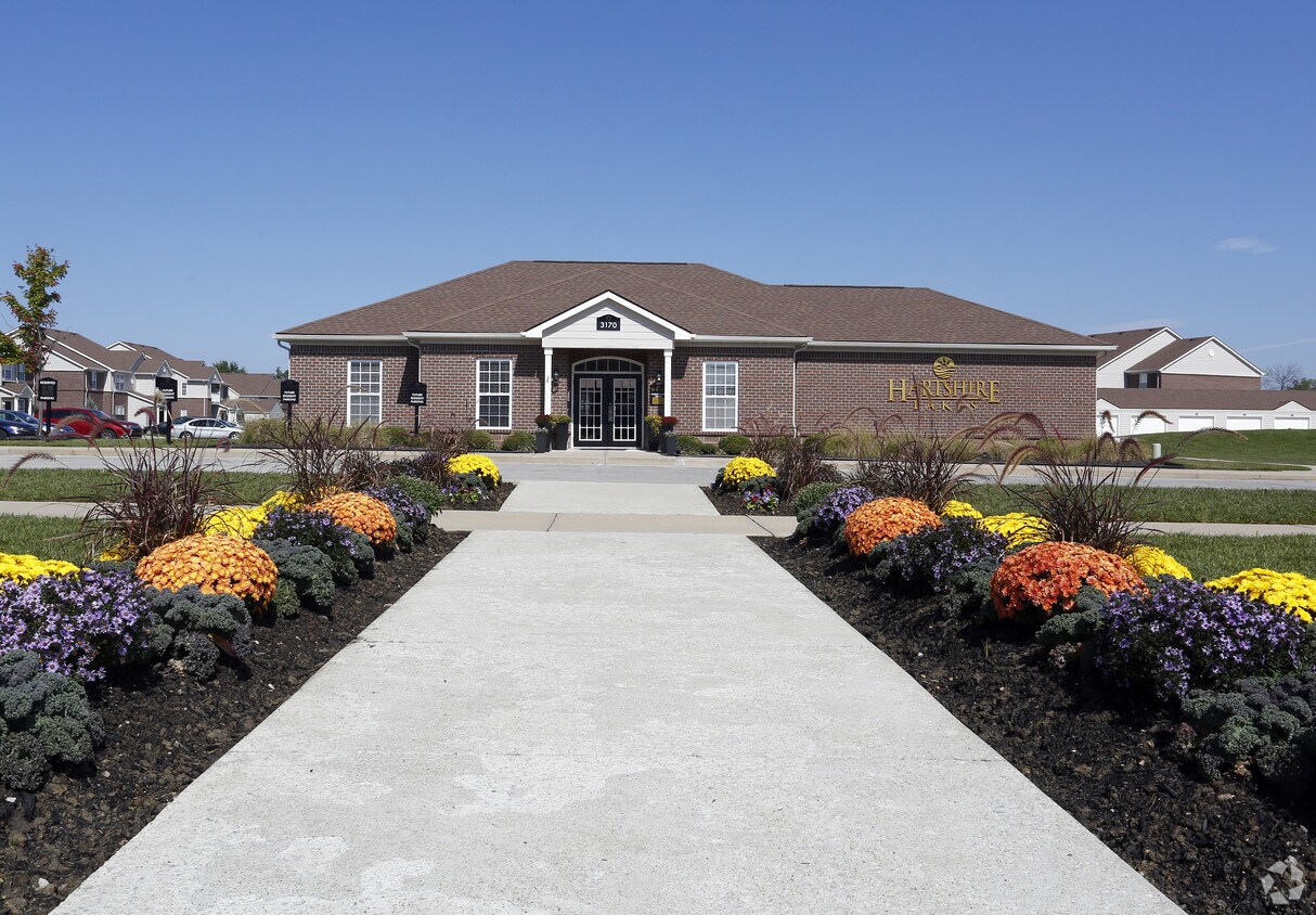 Hartshire Lakes Apartments Bargersville, IN