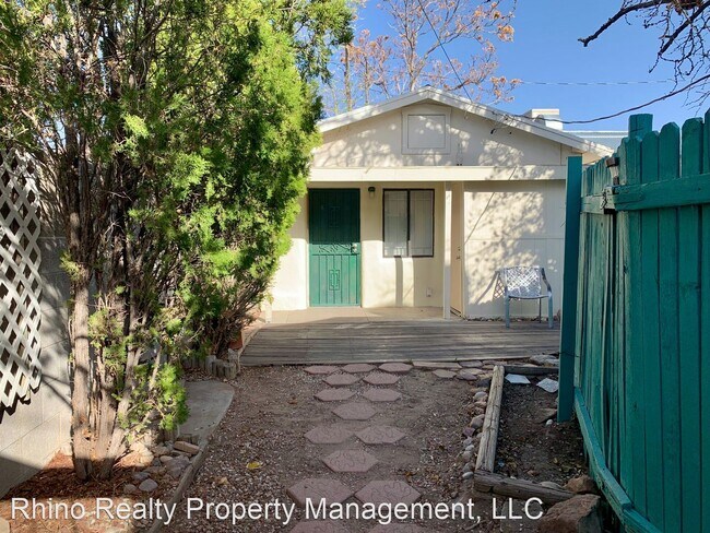 Building Photo - 1 br, 1 bath House - 606 9th St SW