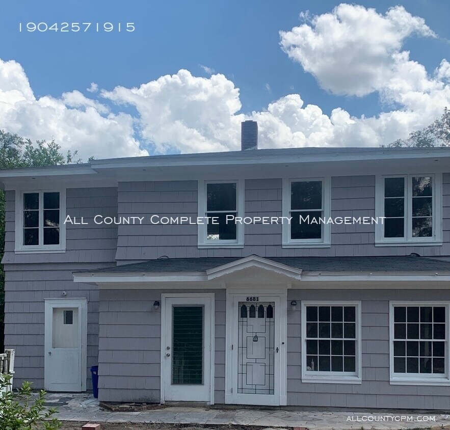 Primary Photo - 6681 Oakwood St