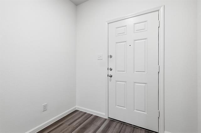 Foto del edificio - 2106 Mdw Pk Dr