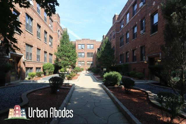 Building Photo - 625 W Cornelia Ave