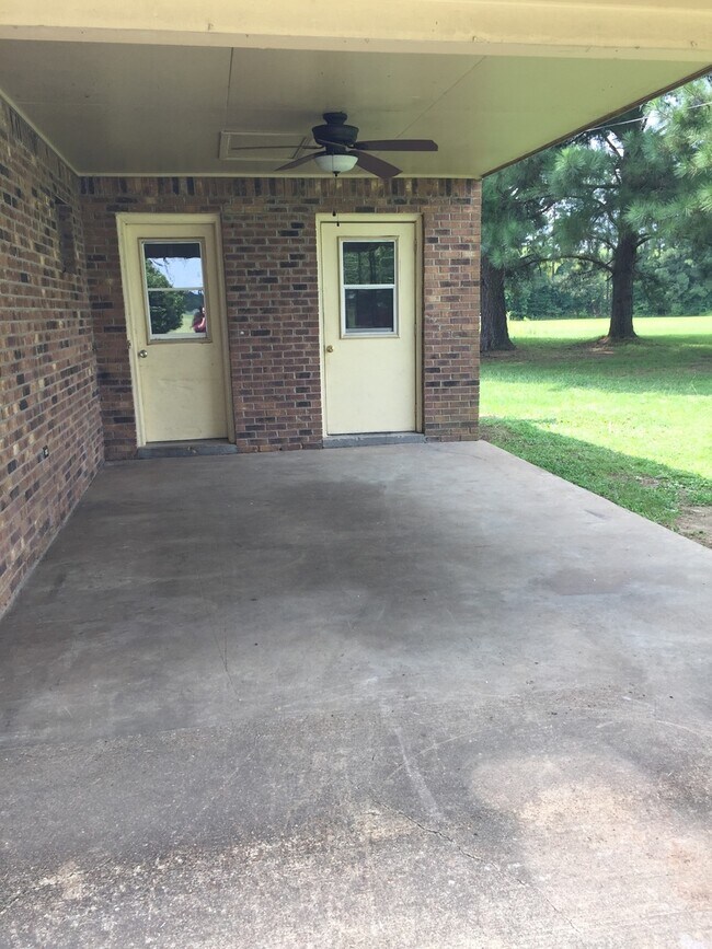 Building Photo - House for rent - 980 Shands Bottom Rd