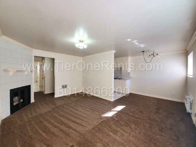 Building Photo - NO DEPOSIT option available for qualified ...