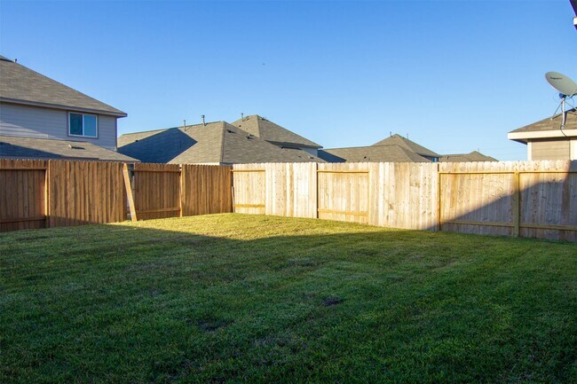 Building Photo - 24234 Avogadro Dr