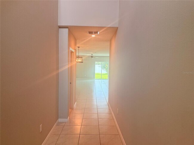 Foto del edificio - 10363 Shady Preserve Dr