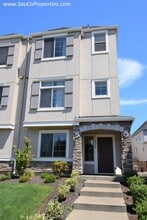 Building Photo - 15088 NW Marianna St