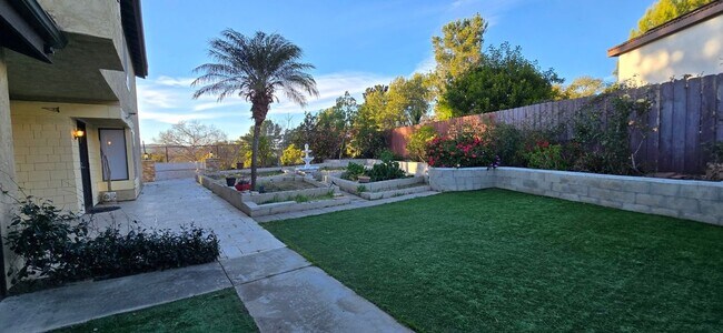 Foto del edificio - 11352 Meadow Flower Pl