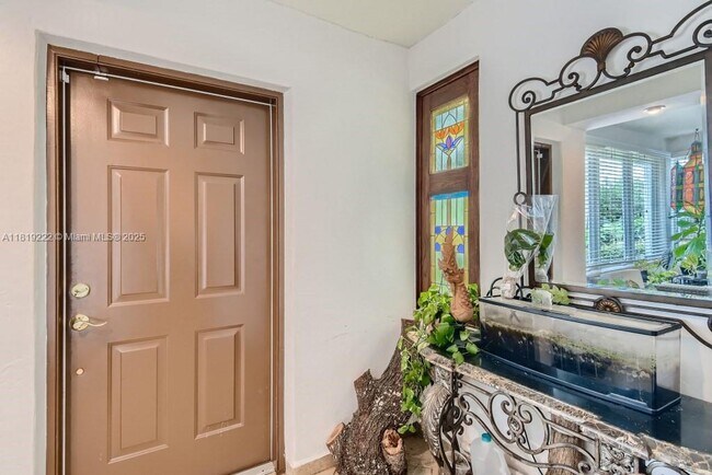 Foto del edificio - 6890 SW 51st St