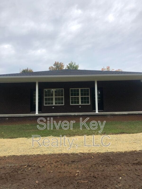 Foto del edificio - 427 Sterling Rd