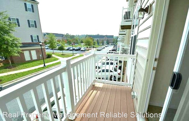 Foto del edificio - 2 br, 2.5 bath House - 906 Hall Station Dr...