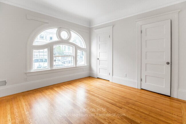 Building Photo - 184 7th St