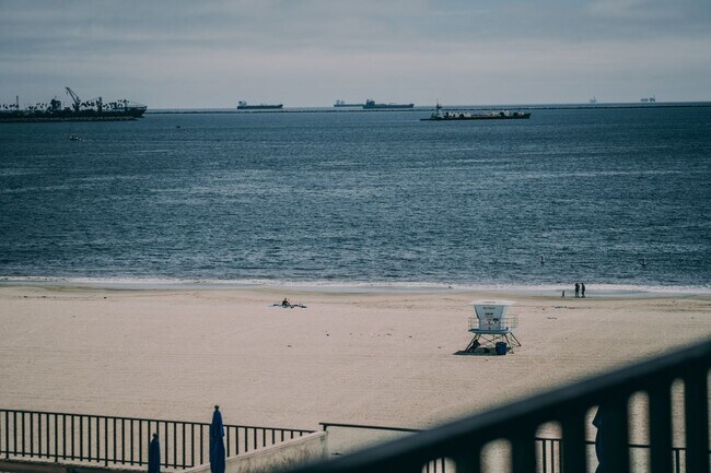 Foto del edificio - 1140 E Ocean Blvd