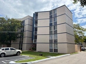 Building Photo - 7075 NW 186th St