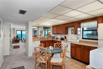 Building Photo - 10200 S Ocean Dr