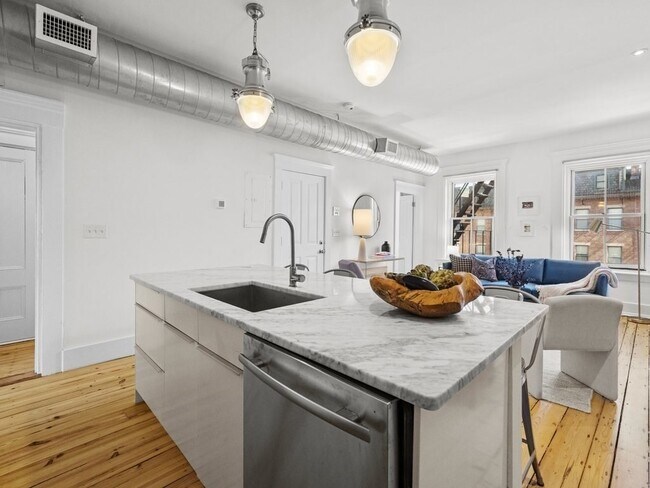 Foto del edificio - 67 Rutland St