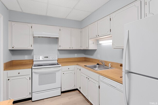 Building Photo - 6421 New Market Way