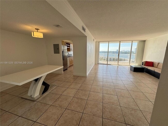 Photo - 18041 Biscayne Blvd Apartment