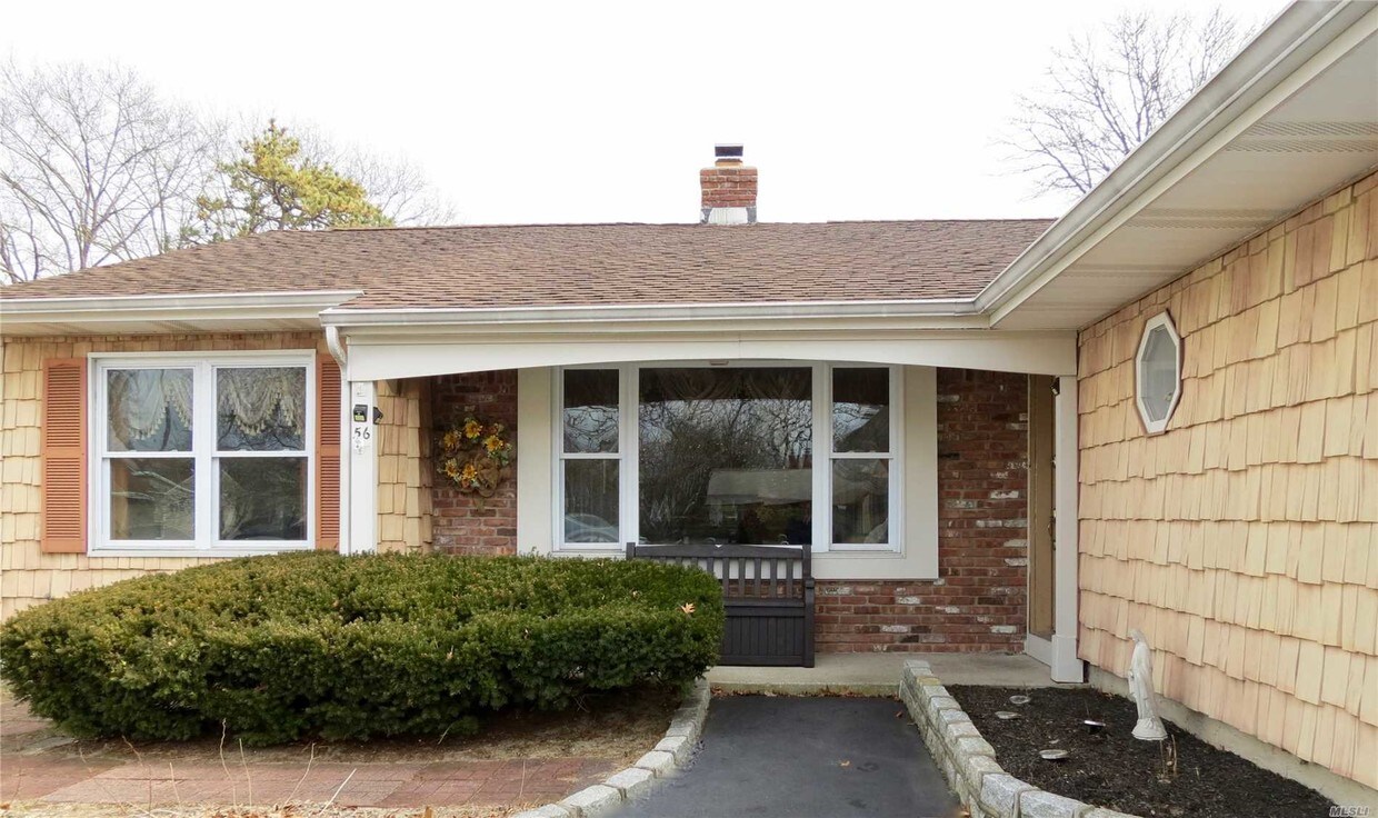 56 Henry Ave, Selden, NY 11784 House for Rent in Selden, NY