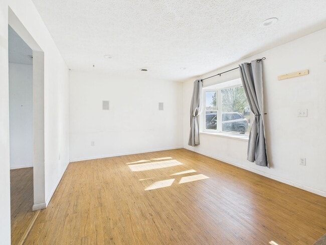 Photo - Wonderful 3-bedroom home!