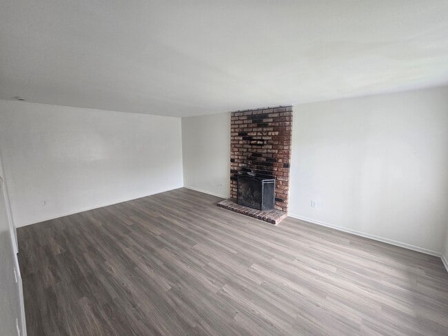 Building Photo - blanton16741