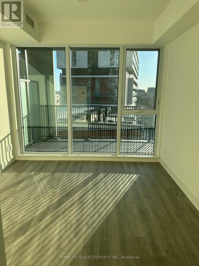 Building Photo - 56 Andre de Grasse St