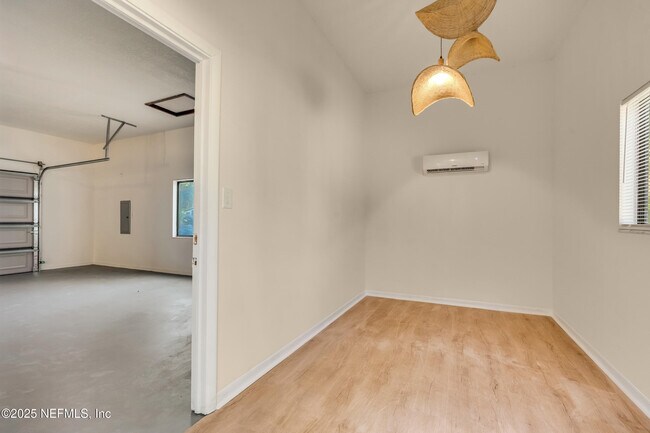 Foto del edificio - 212 Raintree Trail