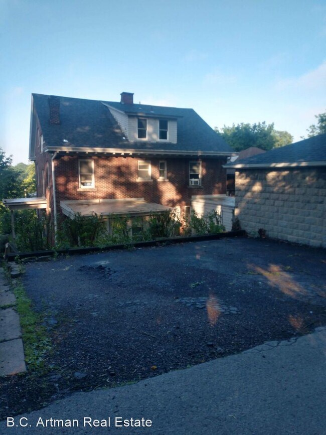 Building Photo - 1 br, 2 bath House - 258 Mabrick Avenue