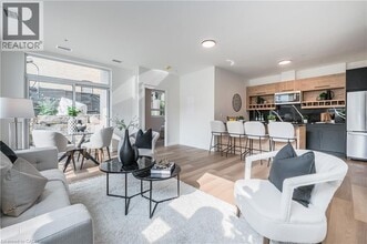 Building Photo - 24 Union St E