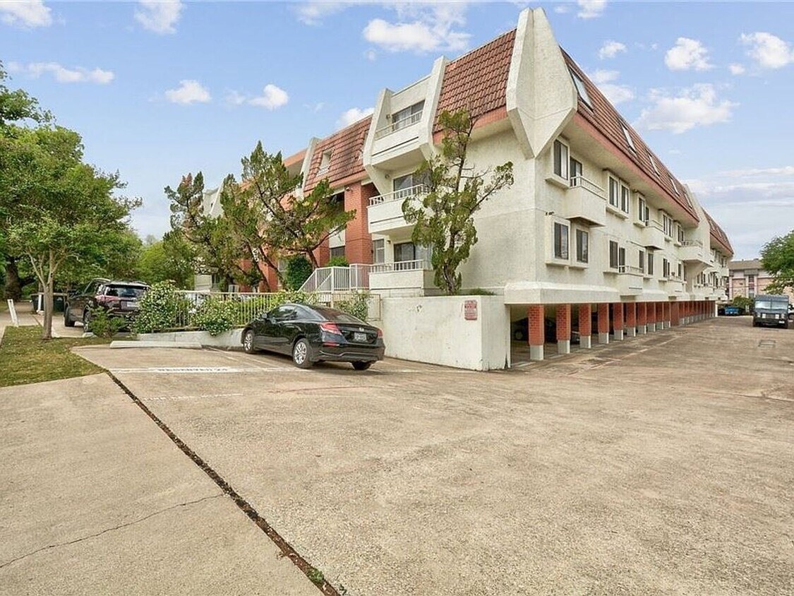 Foto del edificio - 1/1 Apartment Close to UT and Medical Dist...