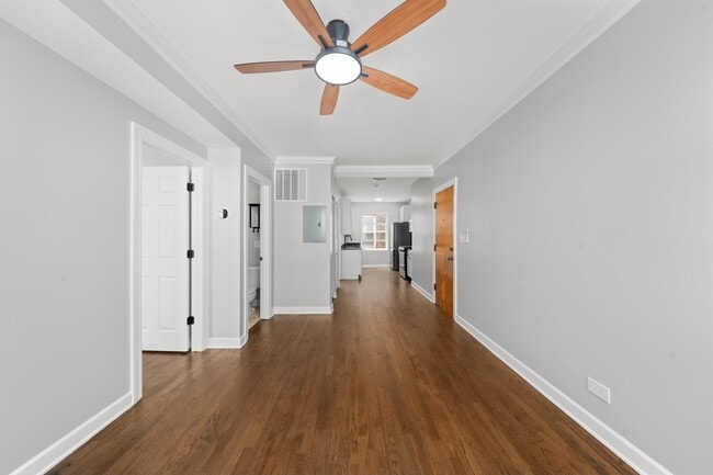 Building Photo - 4604 N Monticello Ave
