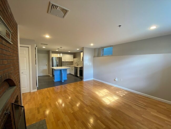 Foto del edificio - 2277 Massachusetts Ave