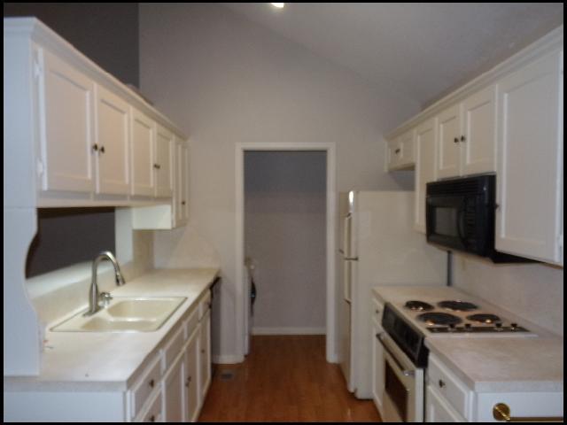 Foto del edificio - 16 Woodlore Cir