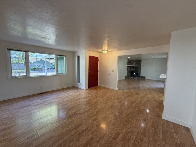 Foto del edificio - 3959 Pam St