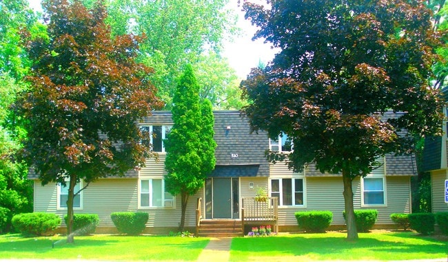 Building Photo - 513 N River Ave