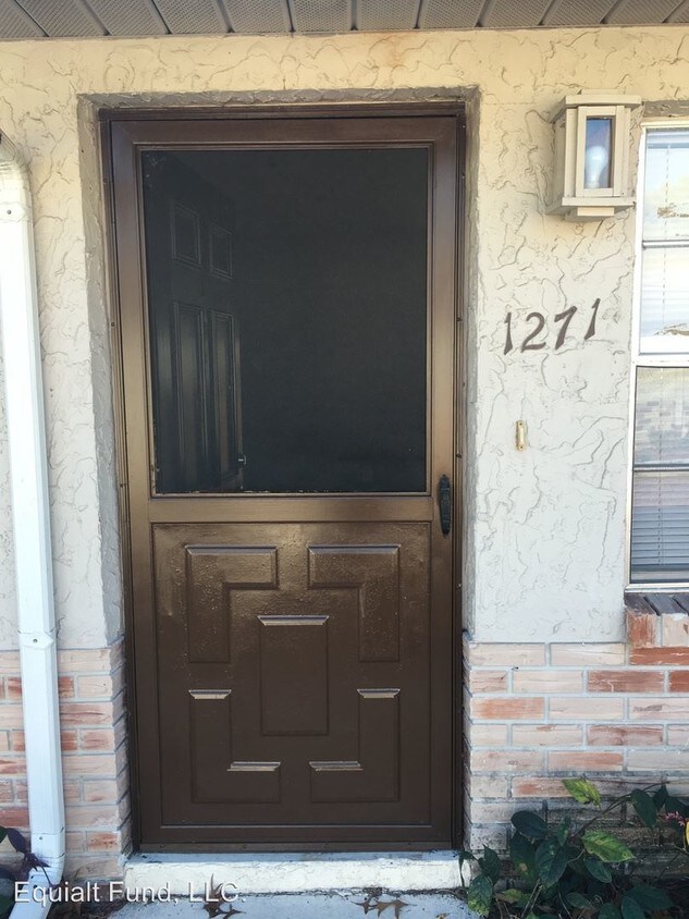 Primary Photo - 1271 Sylvia Ave