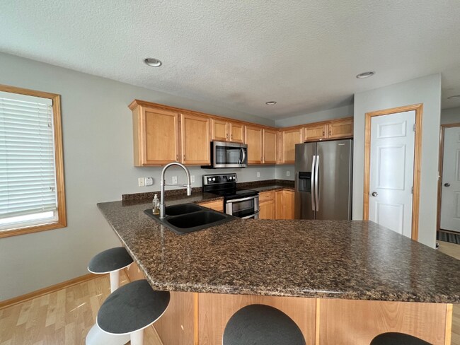 Building Photo - 2224 NW Bayberry Ln