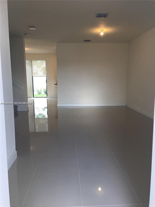 Foto del edificio - 10323 W 34th Ln