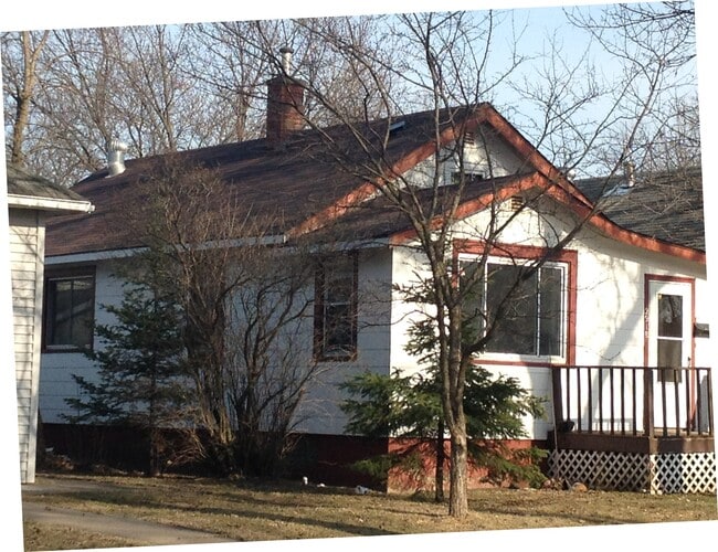 Building Photo - 2918 2nd Avenue east