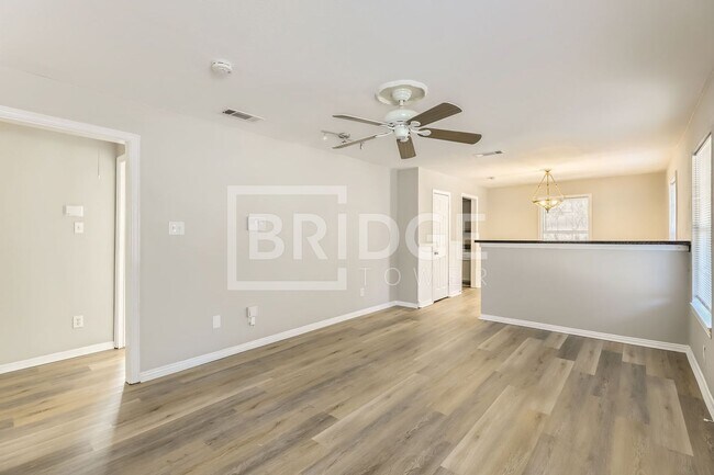 Foto del edificio - 10566 Dunaway Dr