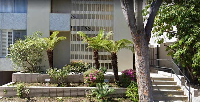 Foto del edificio - 225 S Reeves Dr