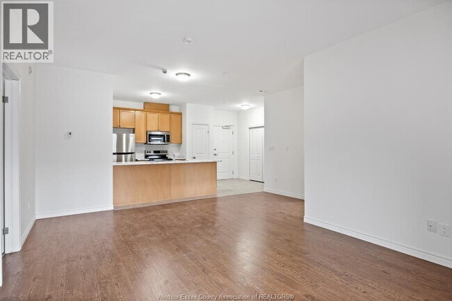 Photo du bâtiment - 1888 Westview 207