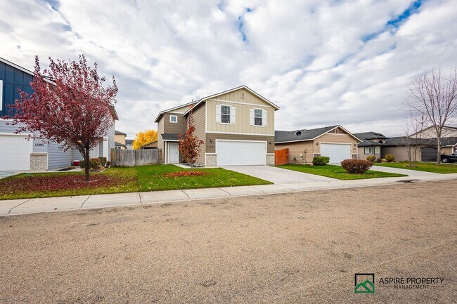 Foto del edificio - 3 Bed 2.5 Bath Home