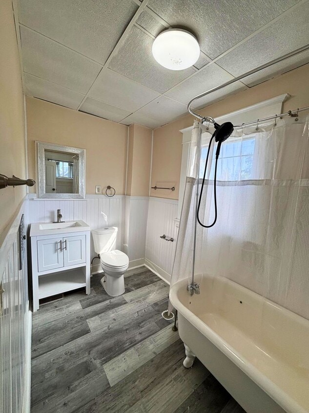 Foto principal - 216 Lafayette Ave NE