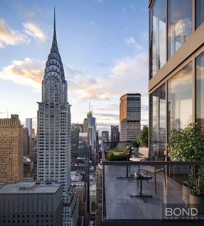 Foto del edificio - 222 E 44th St