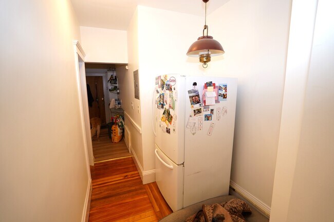 Fridge - 33 Dwight St