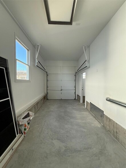 Foto del edificio - 733 E Walnut St