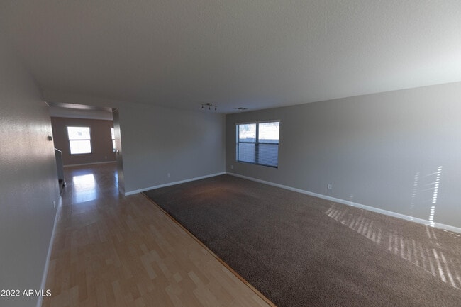 Building Photo - 6080 S Bell Pl